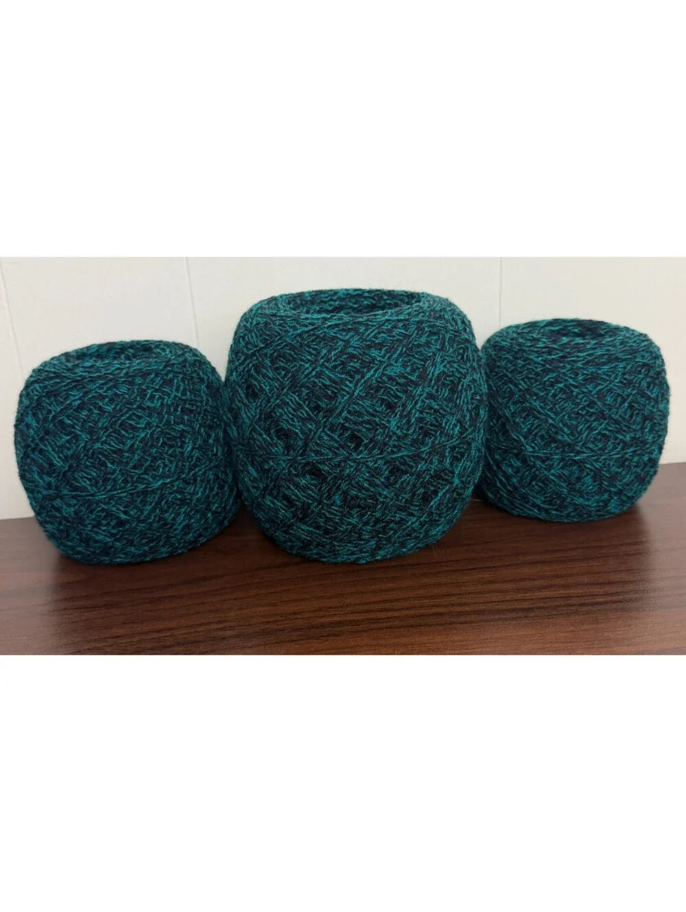 Reclaimed Acrylic Sport Yarn - 882 Yds - Emerald Black Marl 322g (3 Cakes)